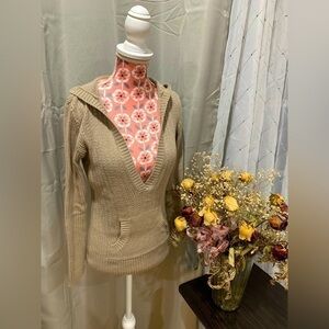 Kenji deep-V pull over knit sweater